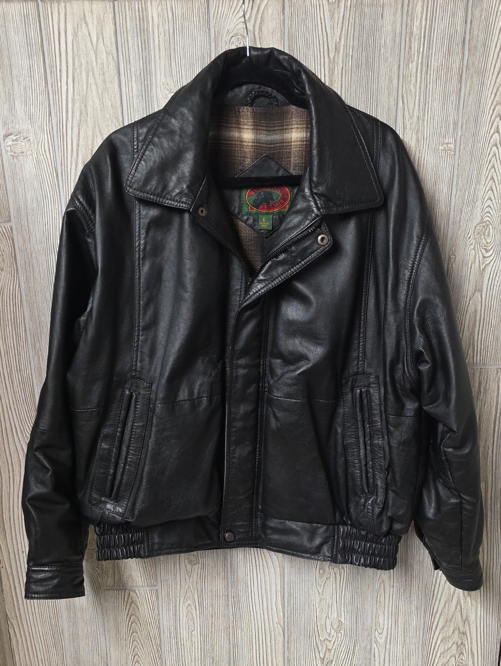 Boston Traders Black Leather Lambskin Bomber Jacket Mens Size Large Vintage